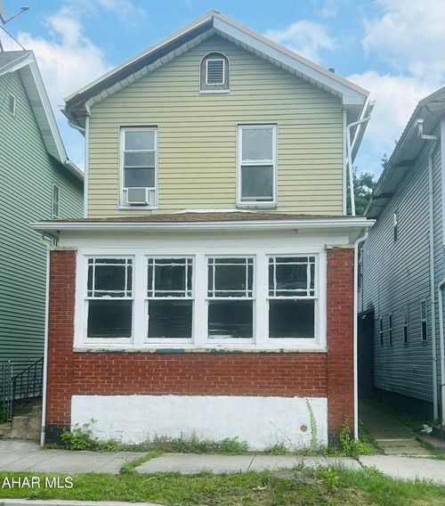 2009 8th Ave, Altoona, PA, 16602-2203 | Card Image
