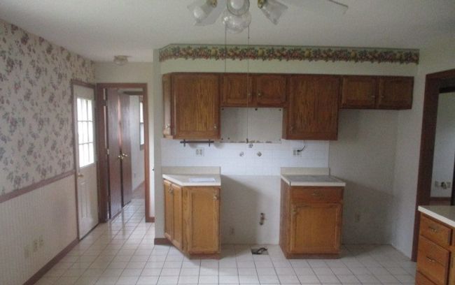 321 Atwood Ave, House other with 3 bedrooms, 3 bathrooms and 4 parking in ROCKFORD IL | Image 4
