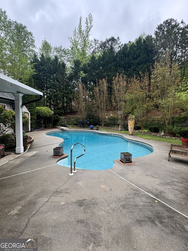 374 Persimmon Dr, House other with 5 bedrooms, 3 bathrooms and 8 parking in Sharpsburg GA | Image 9