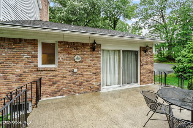 19 Tamarack Ln, House other with 4 bedrooms, 3 bathrooms and 6 parking in Schenectady NY | Image 64
