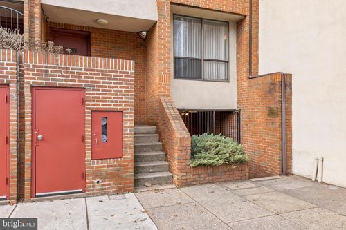 a-228 N 22nd St, PHILADELPHIA, PA, 19103-1385 | Card Image