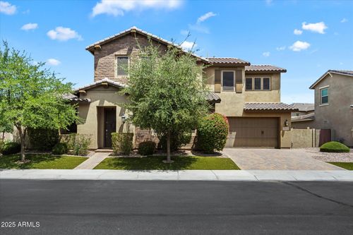 944 W Glacier Dr, Chandler, AZ, 85248-0082 | Card Image