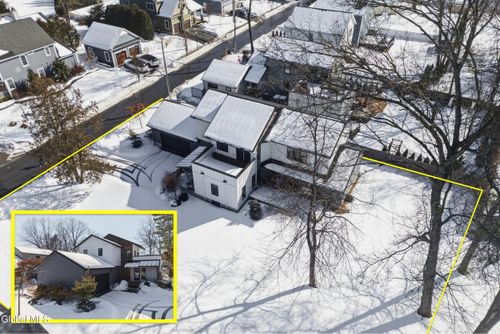 43 Doten Ave, Saratoga Springs, NY, 12866-5162 | Card Image