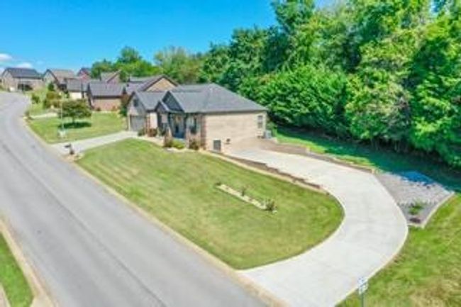506 Katerina Dr, House other with 3 bedrooms, 2 bathrooms and null parking in Morristown TN | Image 4