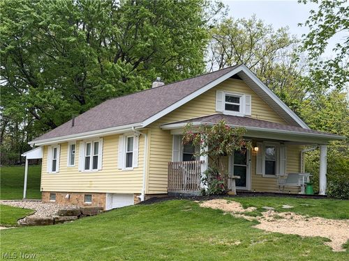 6854 Hillway Ave Nw, North Canton, OH, 44720-6512 | Card Image