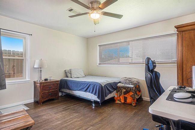 Roomy Secondary Bedroom | Image 20