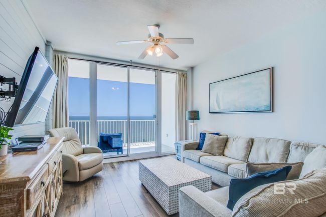 Living Room | Image 5