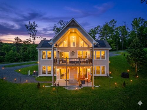 497 Jakes Landing Way S, Ellijay, GA, 30540-4461 | Card Image