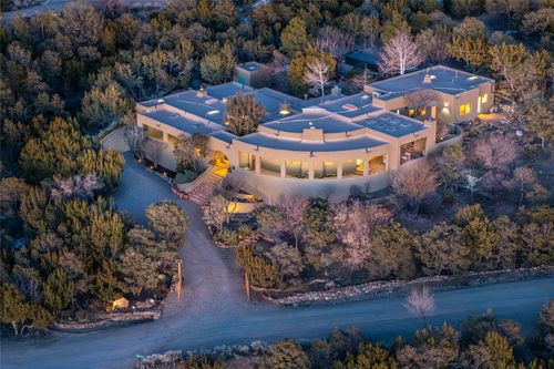 1301 Hummingbird Ct, Santa Fe, NM, 87501-8712 | Card Image