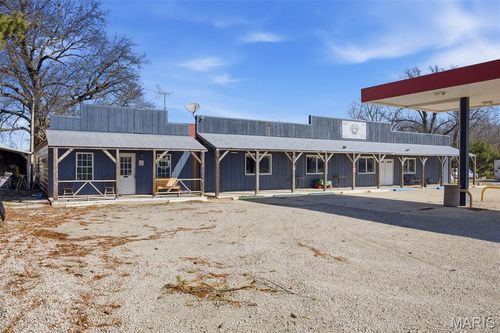 634 Il Route 143, Pocahontas, IL, 62275-3230 | Card Image