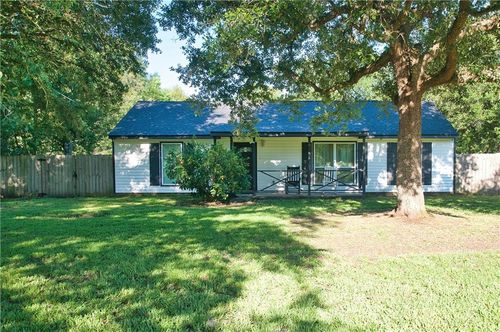 36186 Jessie Singletary Rd, Pearl River, LA, 70452-5922 | Card Image
