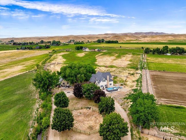 378 E Black Canyon Hwy, House other with 5 bedrooms, 2 bathrooms and null parking in Emmett ID | Image 44