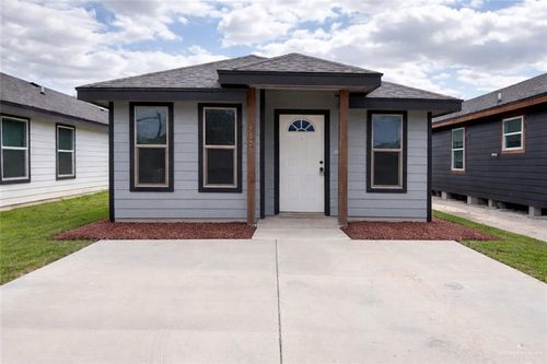 512 E Los Torritos St, Weslaco, TX, 78596-5340 | Card Image