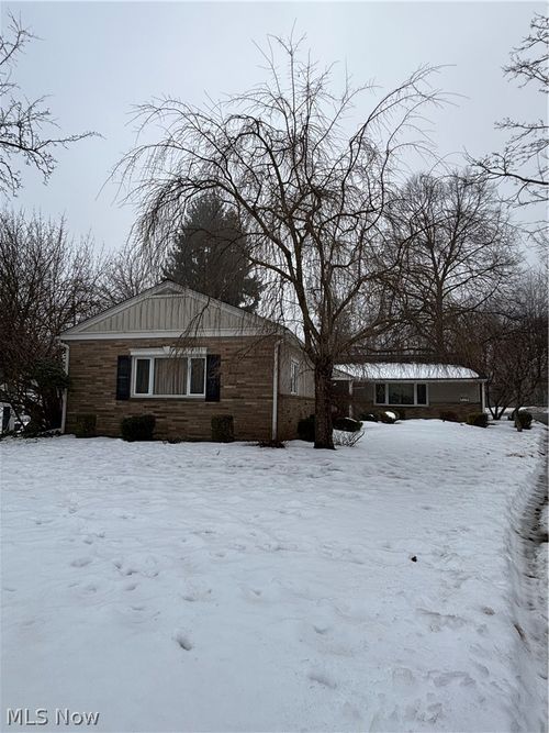 726 Hughey Dr, Kent, OH, 44240-3308 | Card Image