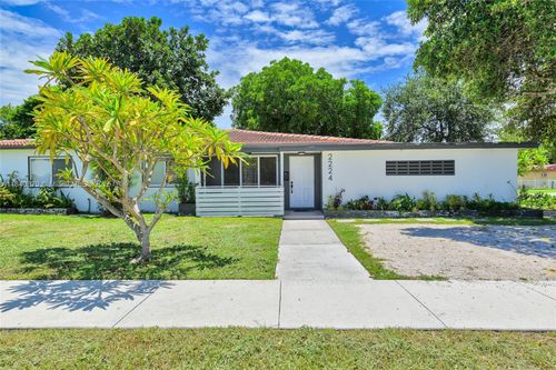 2224 Plunkett St, Hollywood, FL, 33020-5919 | Card Image