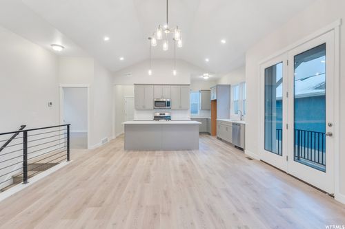 303-7628 S Clipper Hill Rd W, West Jordan, UT, 84081 | Card Image