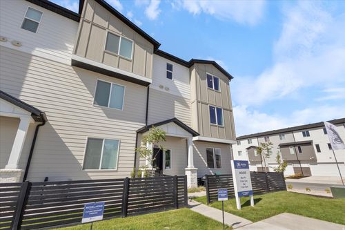 25-97-1295 N 1390 E, Payson, UT, 84651-3479 | Card Image