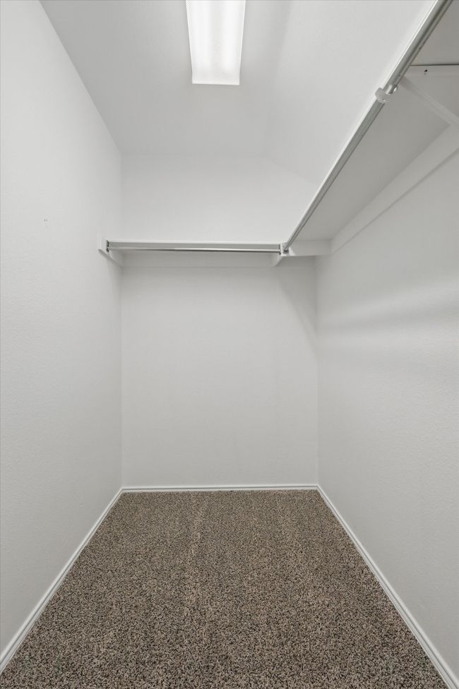 2nd closet in Primary. | Image 21