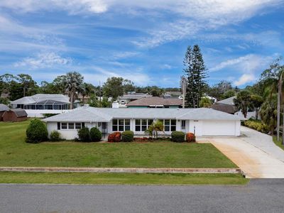 1165 Porpoise Road, House other with 3 bedrooms, 3 bathrooms and null parking in Venice FL | Image 2