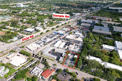661 Ne 33rd St, Pompano Beach, FL, 33064-5211 | Card Image