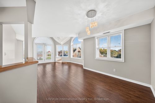 306-208 Silvercreek Pky N, Guelph, ON, N1H8H2 | Card Image