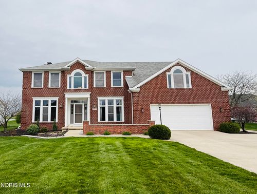 1404 Muirfield Dr, Bowling Green, OH, 43402-5210 | Card Image