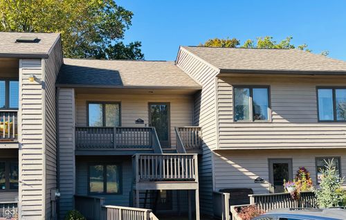 1925 E Waters Edge Dr, Bloomington, IN, 47401-8492 | Card Image