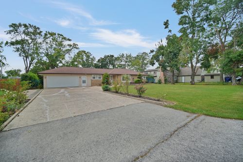 2244 205th Street, Chicago Heights, IL, 60411 | Card Image