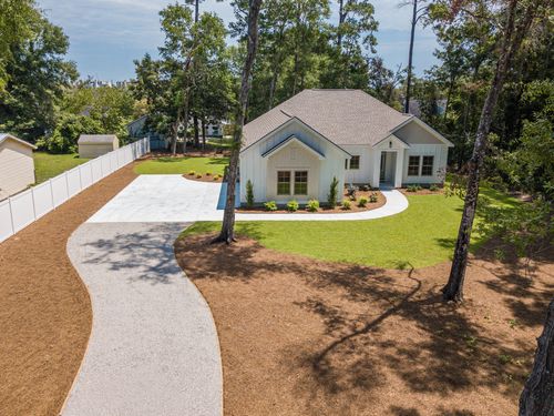 13420 Ocean Hwy, Pawleys Island, SC, 29585-7131 | Card Image