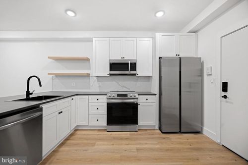 2-3216 W Diamond St, PHILADELPHIA, PA, 19121-1114 | Card Image