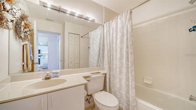 APT-202 - 4211 Caddie Dr E, Condo with 2 bedrooms, 2 bathrooms and null parking in BRADENTON FL | Image 29