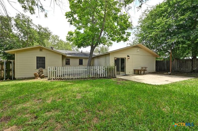 201 Hillcrest Dr, House other with 4 bedrooms, 2 bathrooms and null parking in Luling TX | Image 23