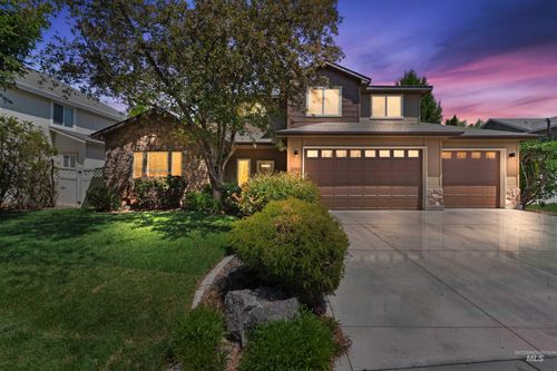 2292 W Windchime Dr, Meridian, ID, 83646-3533 | Card Image