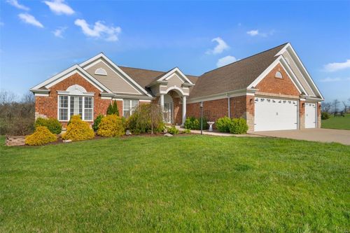 51 Champion Cir, Troy, MO, 63379-6919 | Card Image