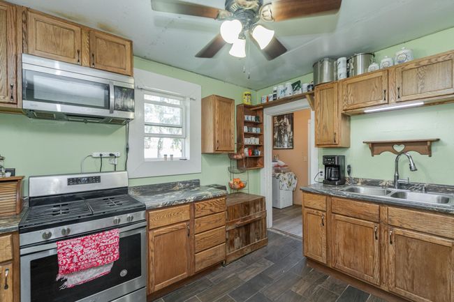 Kitchen | Image 13