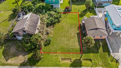 63 Las Palmas St, Galveston, TX, 77554 | Card Image