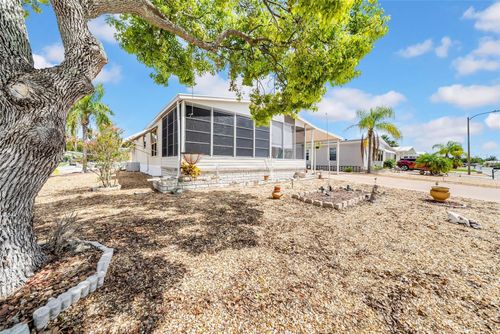 7301 Osage Dr, HUDSON, FL, 34667-2238 | Card Image