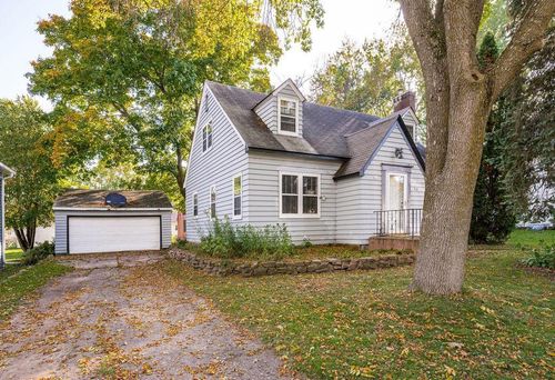 317 1st St, Sandstone, MN, 55072-5160 | Card Image