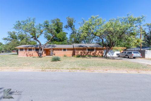 660 Westwood Dr, Abilene, TX, 79603-5562 | Card Image