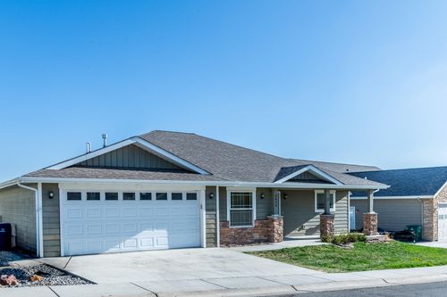 2423 Aspen Grove Dr, Sheridan, WY, 82801-6737 | Card Image