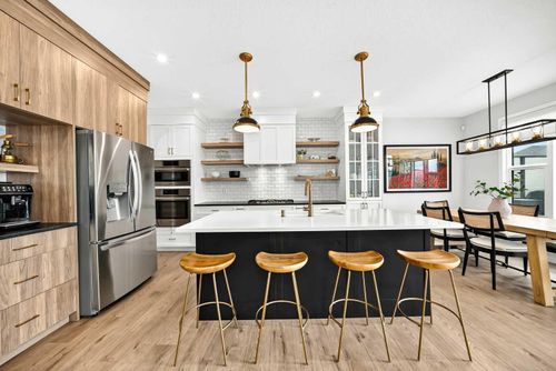 791 Cranbrook Gdns Se, Calgary, AB, T3M3L4 | Card Image