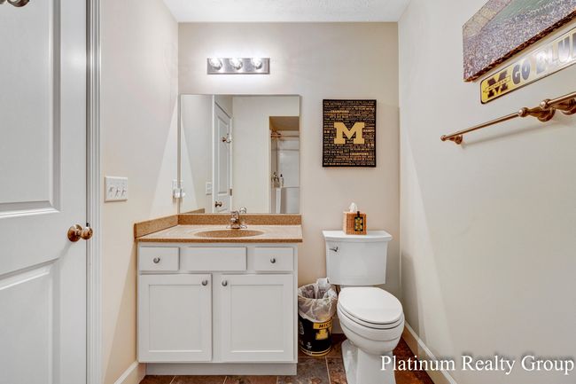Full Bath | Image 37