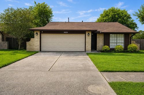 20039 Dawn Mist Dr, Humble, TX, 77346-1001 | Card Image
