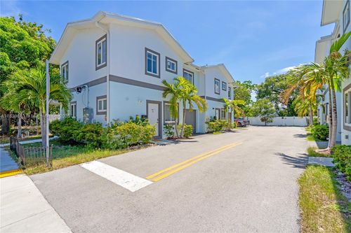 1-507 Nw 8th Ave, Fort Lauderdale, FL, 33311-8144 | Card Image