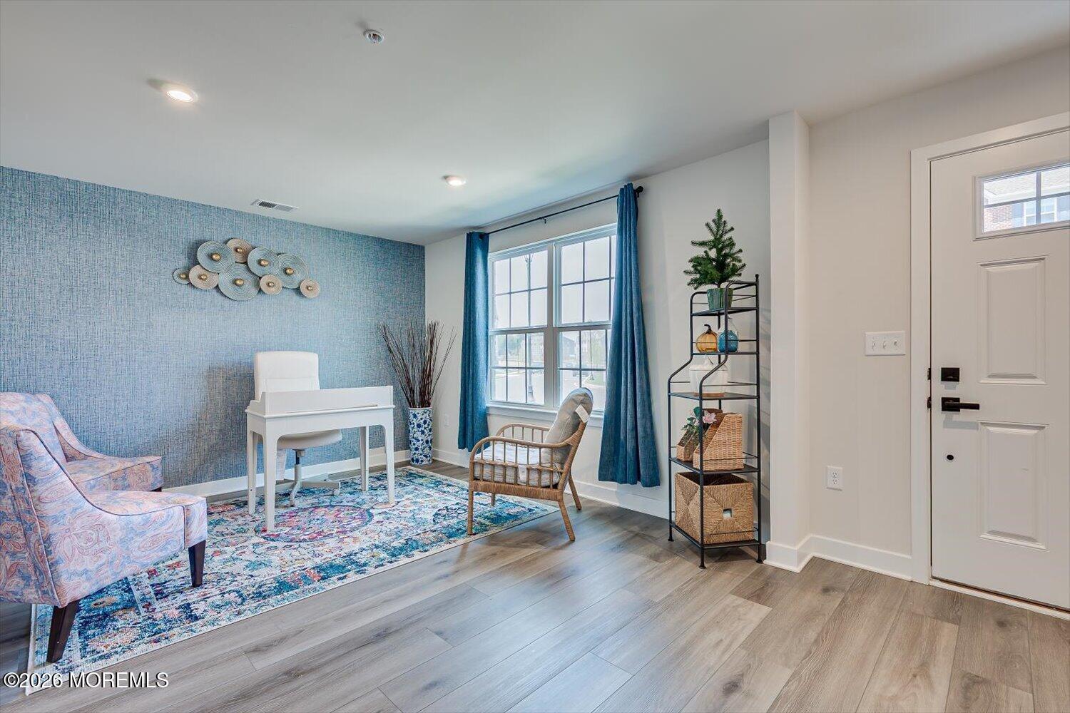 Residential Lease in Cliffwood 2