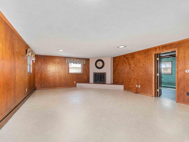 2801 W 700 S, House other with 3 bedrooms, 3 bathrooms and null parking in Claypool IN | Image 22