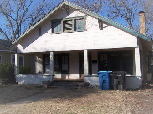 1311 W Woodard St, Denison, TX, 75020-3447 | Card Image