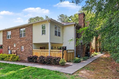 473 Summerwalk Cir, Chapel Hill, NC, 27517-8685 | Card Image