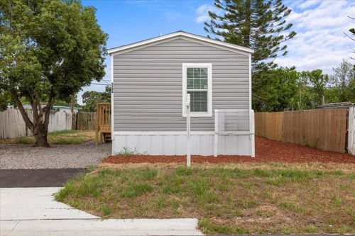 4304 Buena Vista Ln, HOLIDAY, FL, 34691-5401 | Card Image