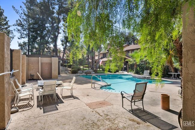 APT-5 - 3301 Columbus St, Condo with 3 bedrooms, 2 bathrooms and null parking in Bakersfield CA | Image 24